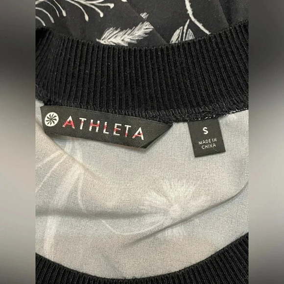 ❤️ATHLETA ZEPHYR SHELL CROPPED TANK TOP-WILDFLOWER BLACK/WHITE-S❤️ - Picture 10 of 11